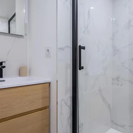 La Romance à Bulles En Hyper Centre * La Rochelle (Charente-Maritime)