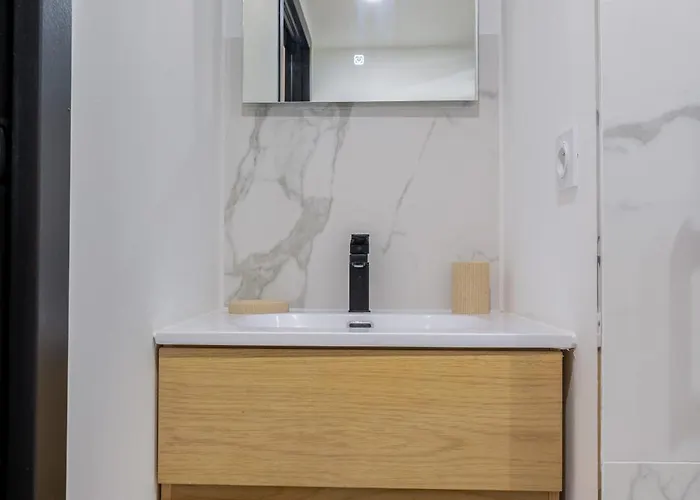 Nyaraló La Romance A Bulles En Hyper Centre